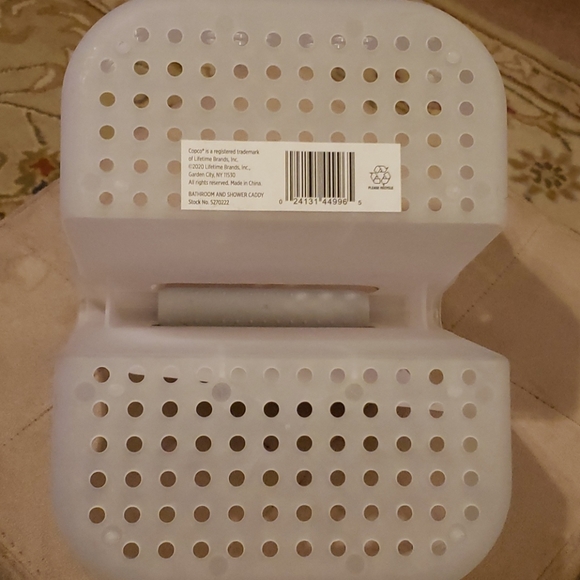 BATHROOM ACCESSORIES - Picture 7 of 13